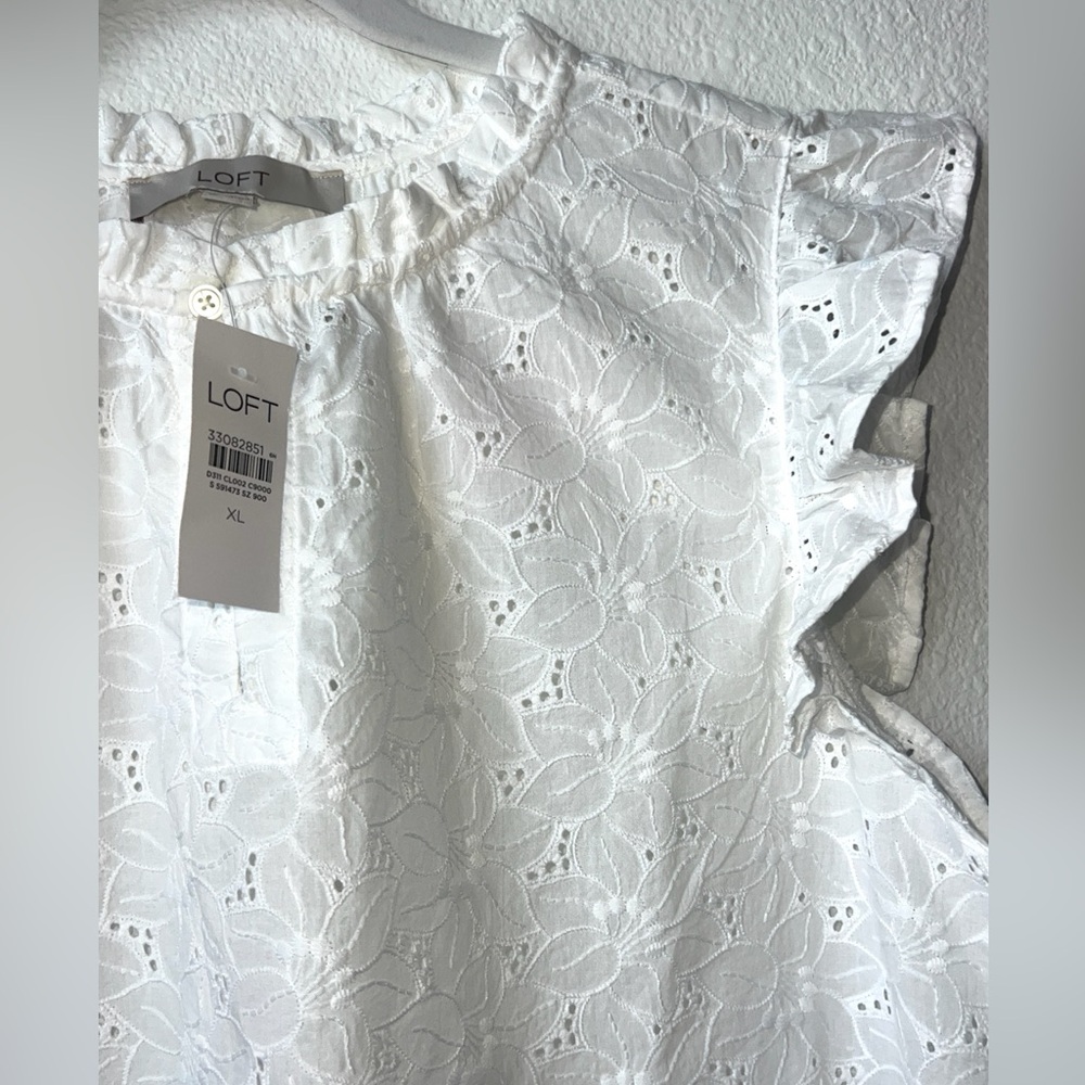 NWT LOFT White Eyelet Ruffle Sleeve Blouse XL - Picture 6 of 11